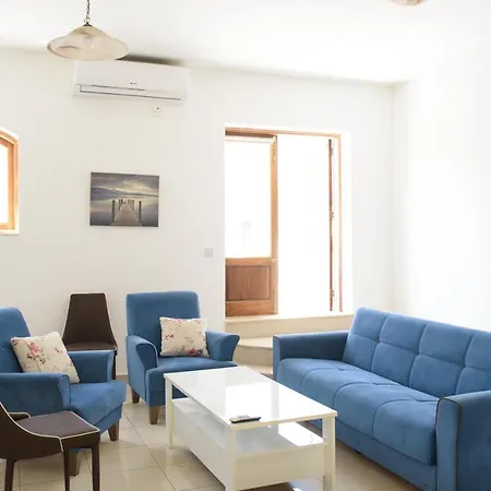 Stunning 4 Bedroom Near Balluta Bay *