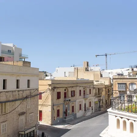 Apartamento Stunning 4 Bedroom Apart. Near Balluta Bay Sliema