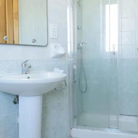 Stunning 4 Bedroom Apart. Near Balluta Bay Sliema